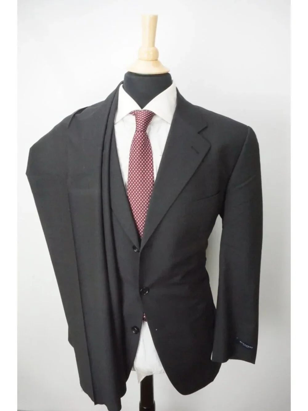 Burberry approximate measurements